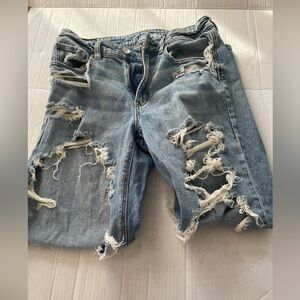 American Eagle Women’s Mom Jeans Size 6